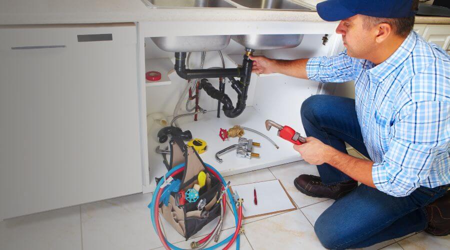 Expert burst pipe repair services in Brentford, SD